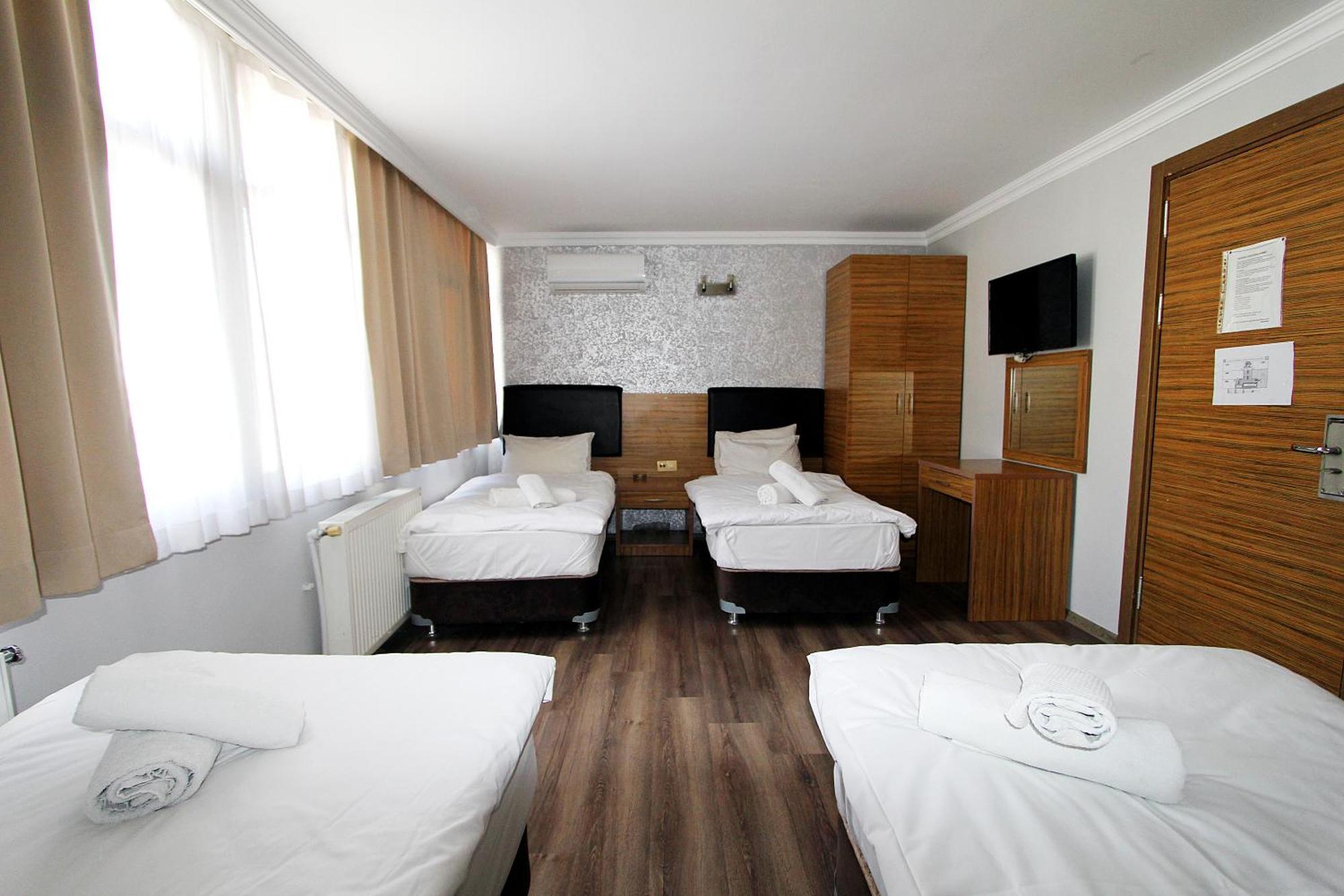 Lyon Hotel Istanbul Exterior photo