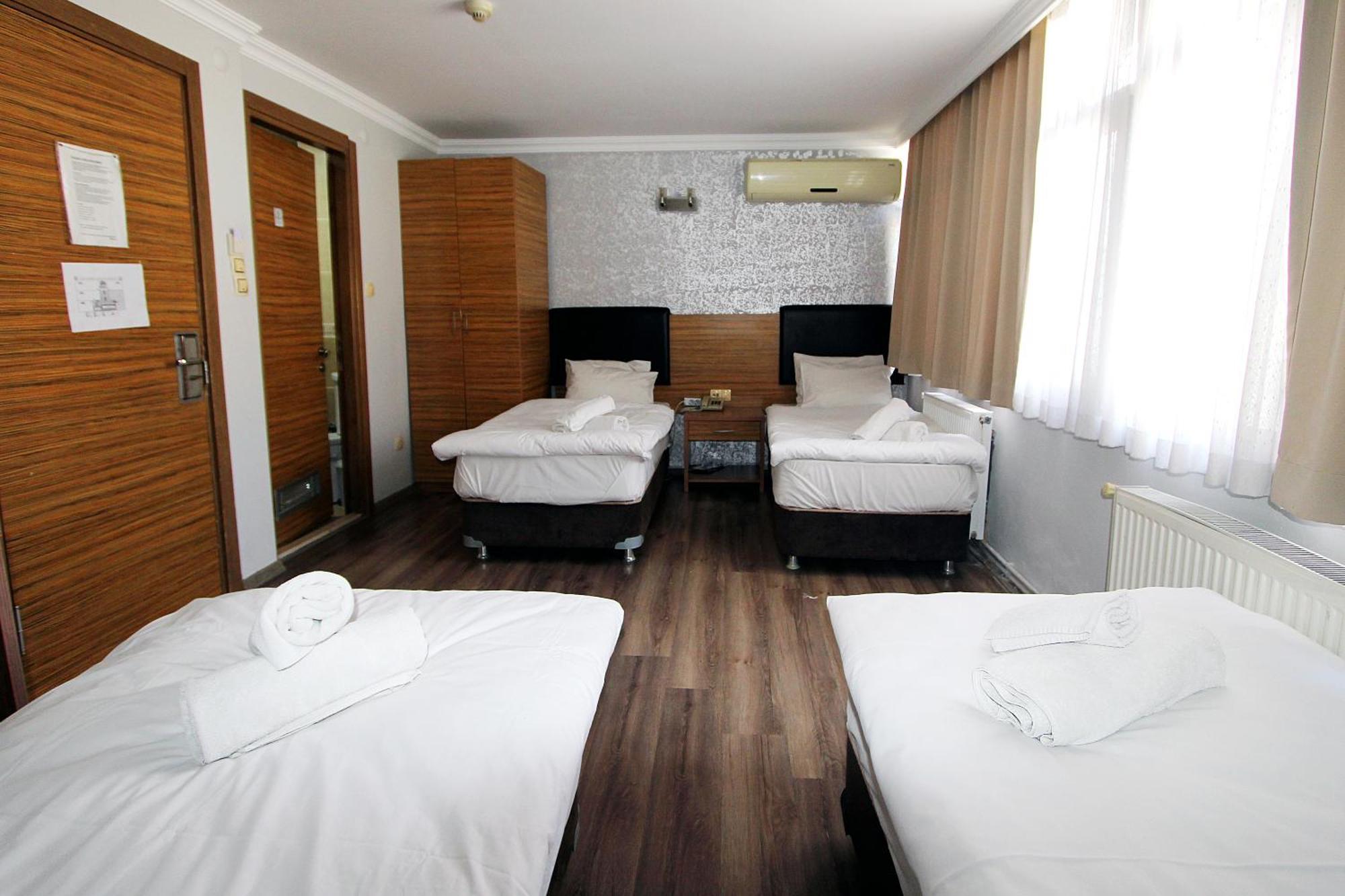 Lyon Hotel Istanbul Exterior photo
