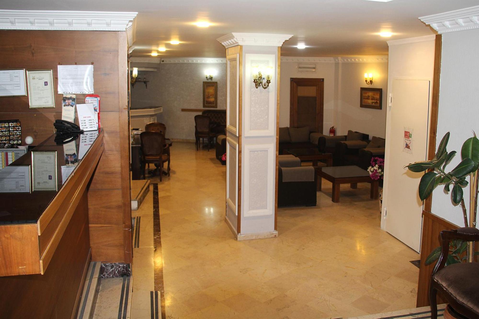Lyon Hotel Istanbul Exterior photo